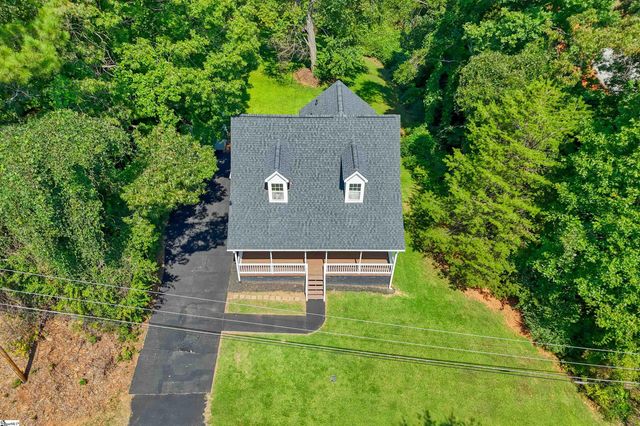 222 Midland Drive, Easley, SC 29640
