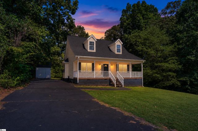 222 Midland Drive, Easley, SC 29640