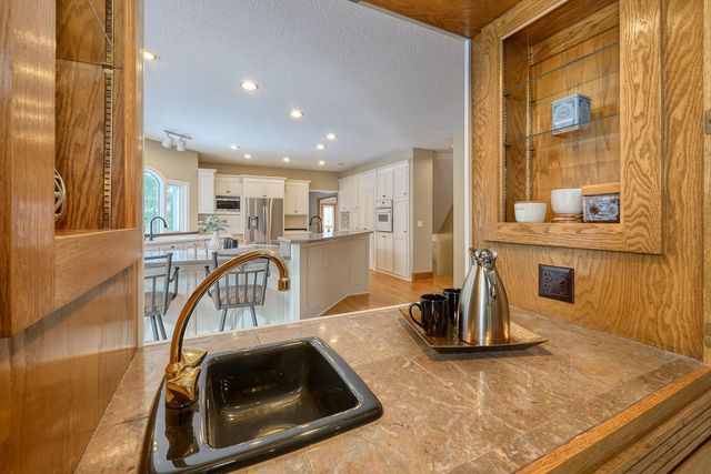 11709 Welters Way, Eden Prairie, MN 55347