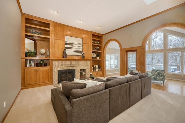 11709 Welters Way, Eden Prairie, MN 55347