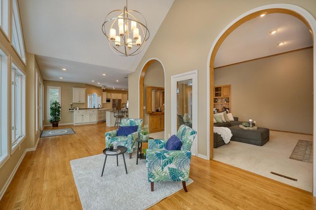 11709 Welters Way, Eden Prairie, MN 55347