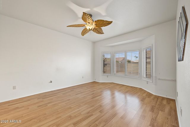 15712 W SENTINEL Drive, Sun City West, AZ 85375