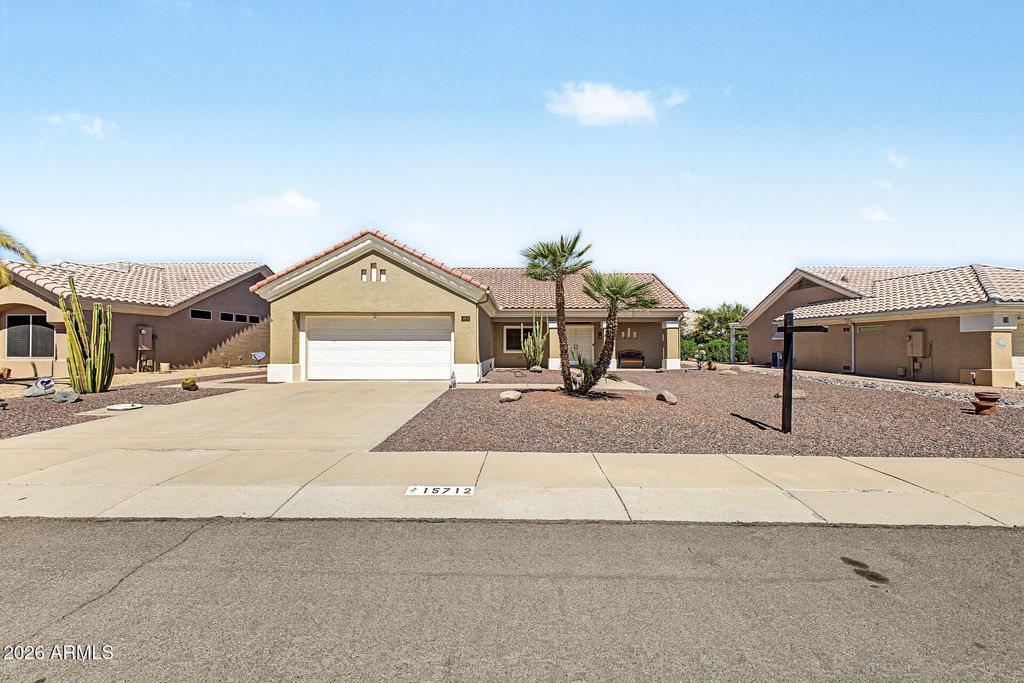15712 W SENTINEL Drive, Sun City West, AZ 85375
