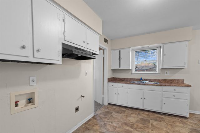 2158 PUEBLO AVE, Memphis, TN 38127