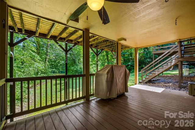 27 Unity Court, Etowah, NC 28729