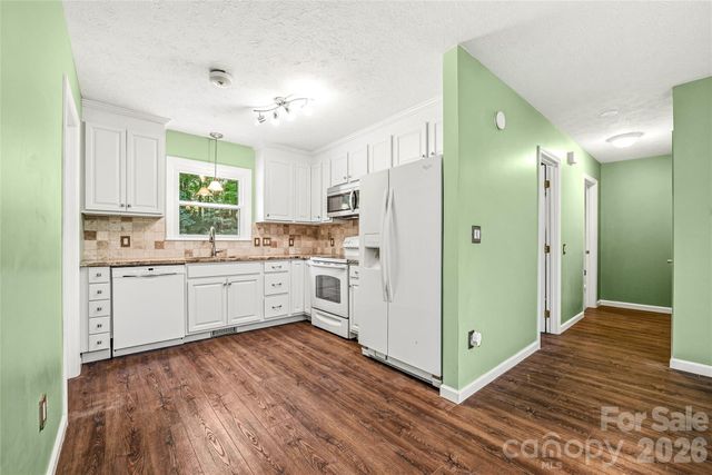 27 Unity Court, Etowah, NC 28729