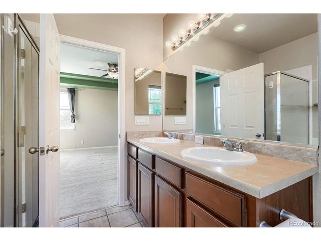 25107 E Canal Pl, Aurora, CO 80018
