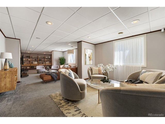 25107 E Canal Pl, Aurora, CO 80018