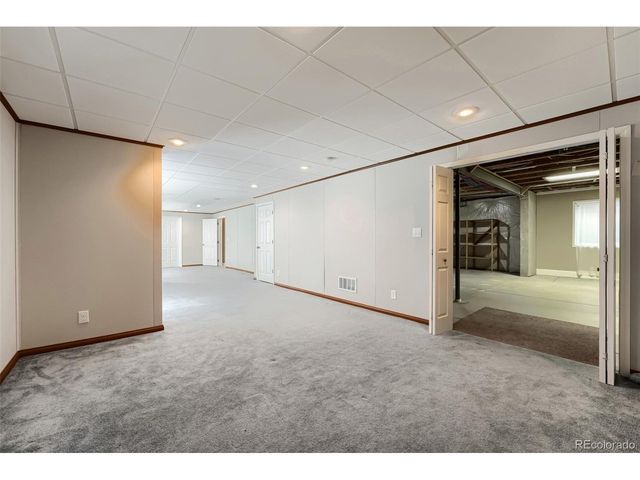 25107 E Canal Pl, Aurora, CO 80018