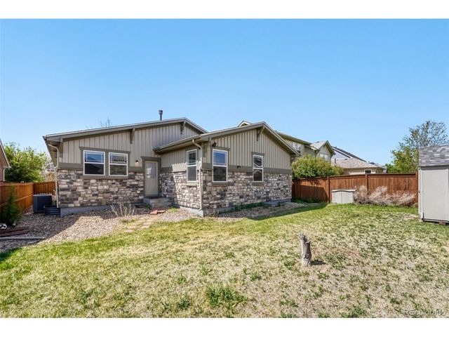 25107 E Canal Pl, Aurora, CO 80018