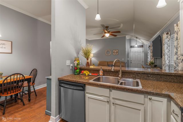 3409 Grand Bayou Drive, Bossier City, LA 71111