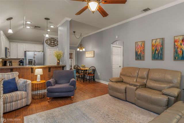 3409 Grand Bayou Drive, Bossier City, LA 71111