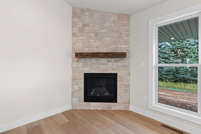 2761 STELOR DRIVE, Green Bay, WI 54311