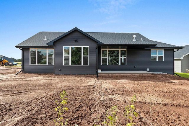 2761 STELOR DRIVE, Green Bay, WI 54311