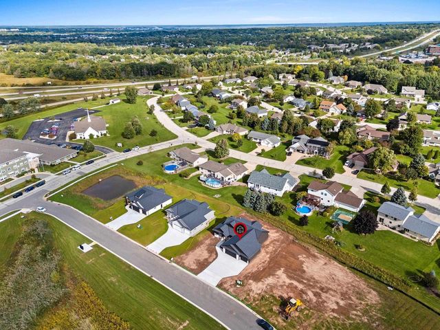 2761 STELOR DRIVE, Green Bay, WI 54311