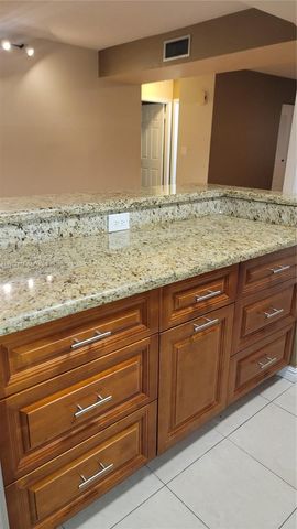 8401 SW 107th Ave 234E, Miami, FL 33173