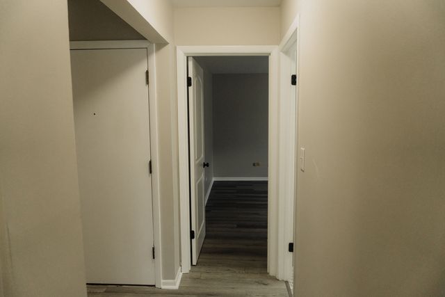 6034 N WOLCOTT Avenue 1W, Chicago, IL 60660