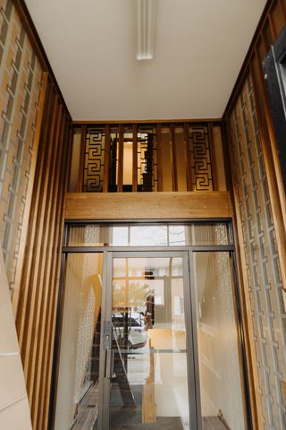 6034 N WOLCOTT Avenue 1W, Chicago, IL 60660