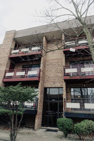 6034 N WOLCOTT Avenue 1W, Chicago, IL 60660