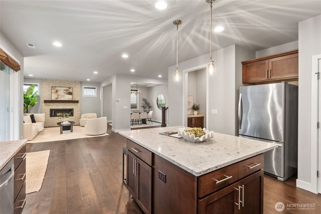 13530 NE 128th Place, Kirkland, WA 98034