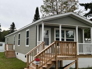 37 Korda Drive, Duluth, MN 55808