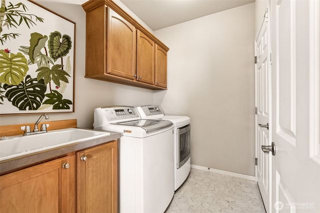 23323 SE 284th Street, Maple Valley, WA 98038