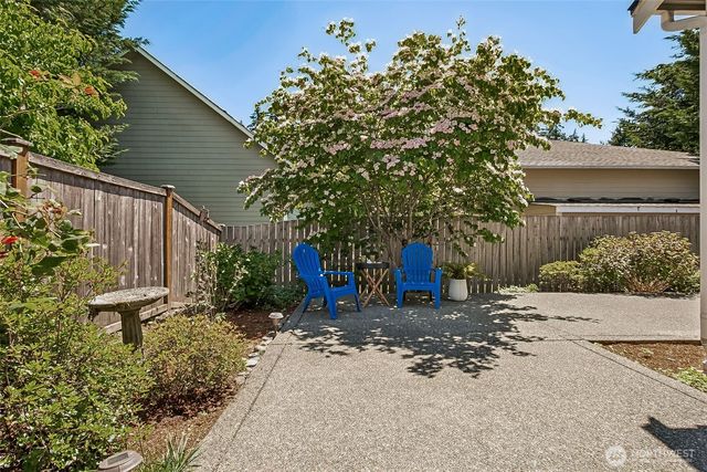 23323 SE 284th Street, Maple Valley, WA 98038