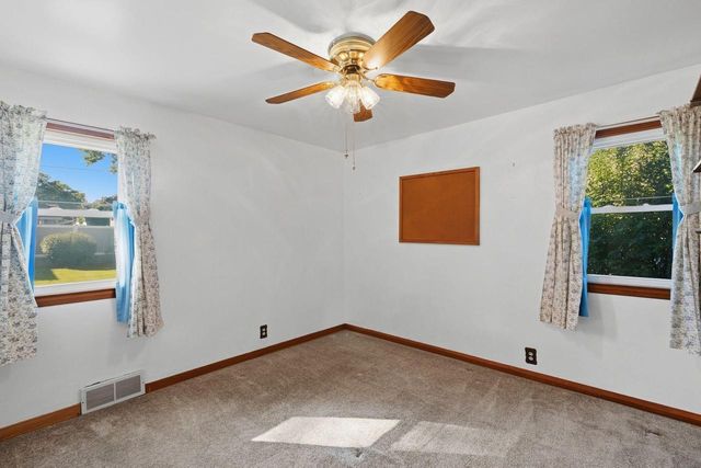 6165 S Elaine AVENUE, Cudahy, WI 53110