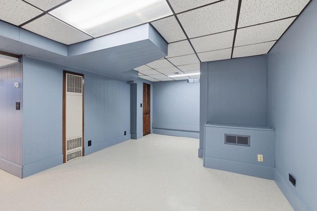 6165 S Elaine AVENUE, Cudahy, WI 53110