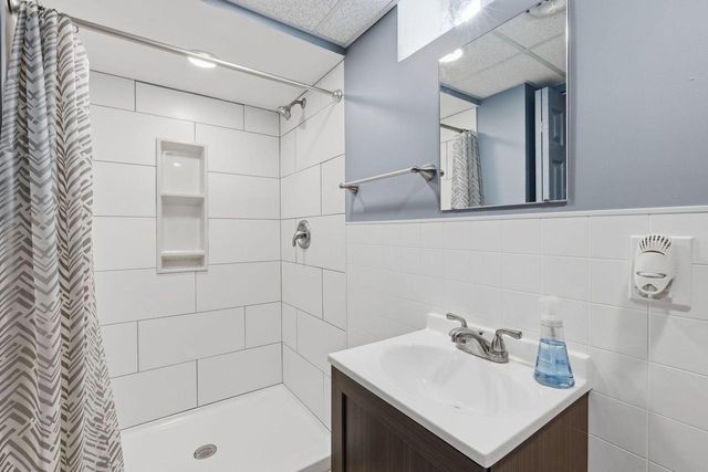 6165 S Elaine AVENUE, Cudahy, WI 53110