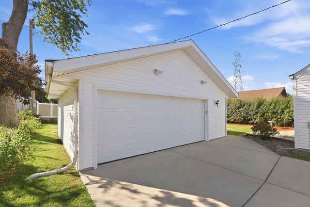 6165 S Elaine AVENUE, Cudahy, WI 53110