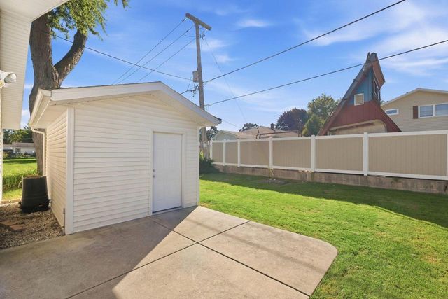 6165 S Elaine AVENUE, Cudahy, WI 53110