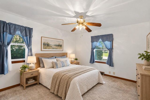 6165 S Elaine AVENUE, Cudahy, WI 53110