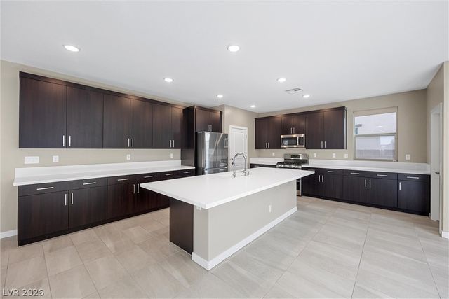 537 Monarch Ridge Court, North Las Vegas, NV 89084