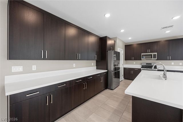 537 Monarch Ridge Court, North Las Vegas, NV 89084