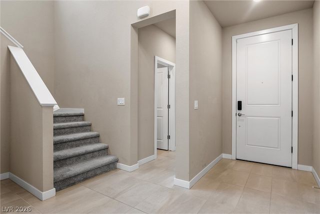 537 Monarch Ridge Court, North Las Vegas, NV 89084