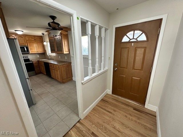 7030 Lyle Avenue, Parma, OH 44134