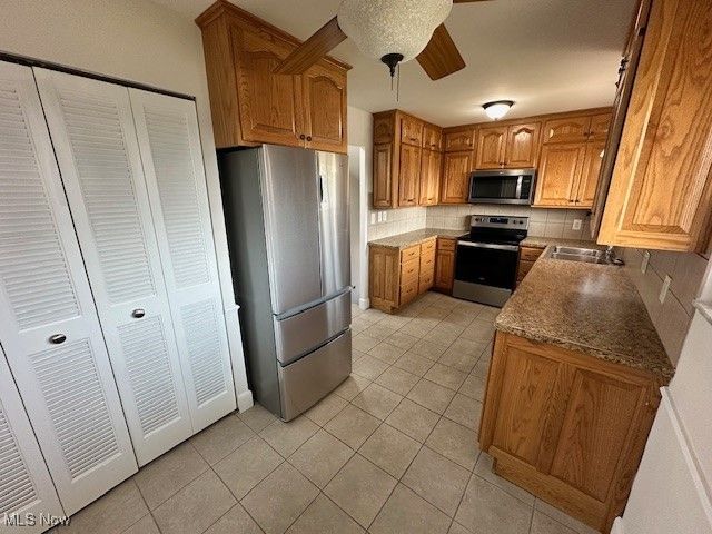 7030 Lyle Avenue, Parma, OH 44134