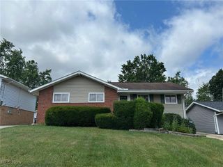 7030 Lyle Avenue, Parma, OH 44134
