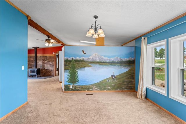 15038 Fairmount Road, Basehor, KS 66007