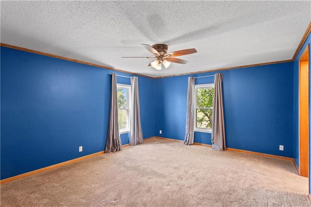 15038 Fairmount Road, Basehor, KS 66007