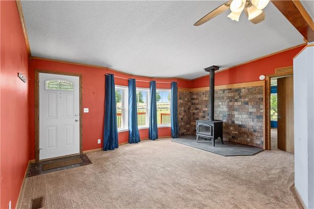 15038 Fairmount Road, Basehor, KS 66007