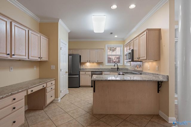 3005 The Green Court SE, Owens Cross Roads, AL 35763