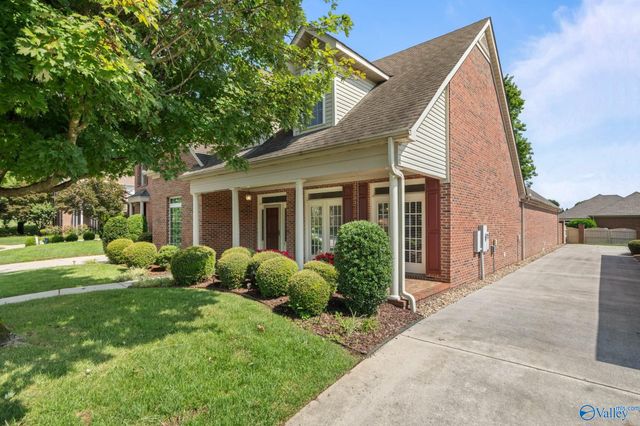 3005 The Green Court SE, Owens Cross Roads, AL 35763