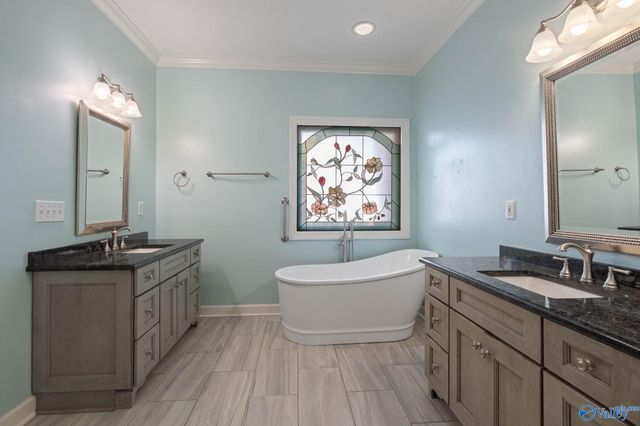 3005 The Green Court SE, Owens Cross Roads, AL 35763