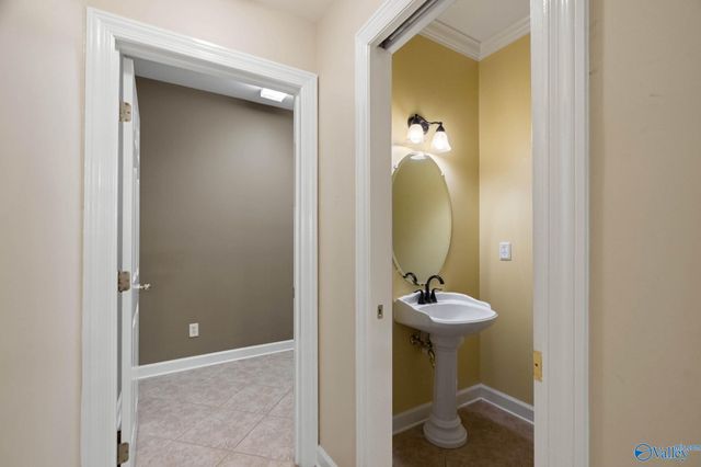 3005 The Green Court SE, Owens Cross Roads, AL 35763