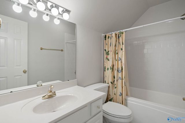 3005 The Green Court SE, Owens Cross Roads, AL 35763