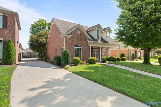 3005 The Green Court SE, Owens Cross Roads, AL 35763