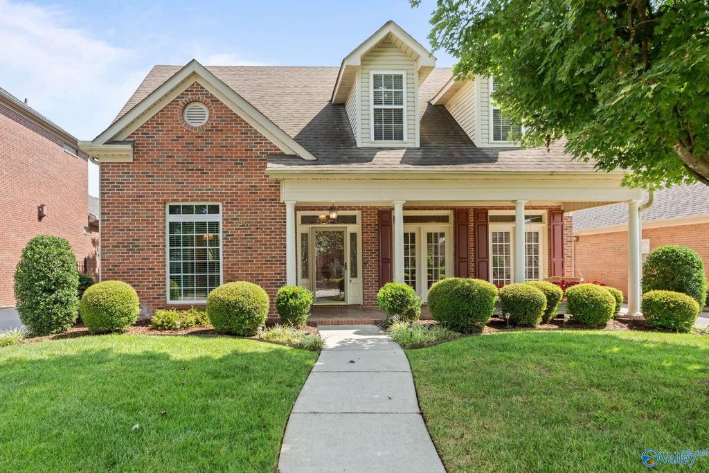 3005 The Green Court SE, Owens Cross Roads, AL 35763