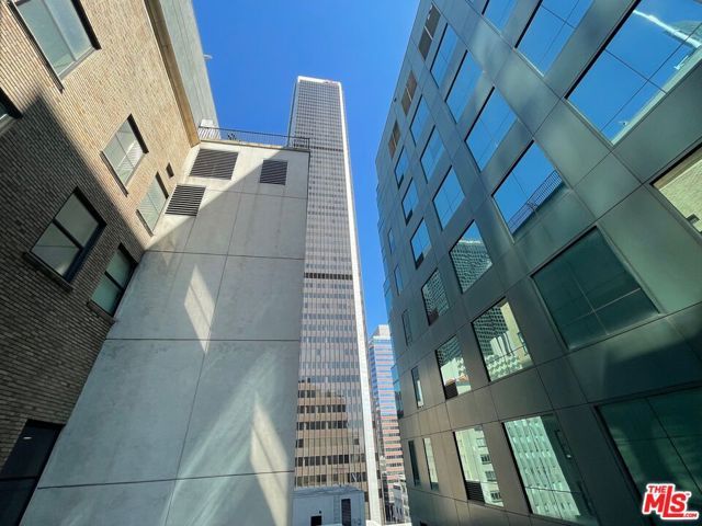 727 W 7th Street 1115, Los Angeles, CA 90017